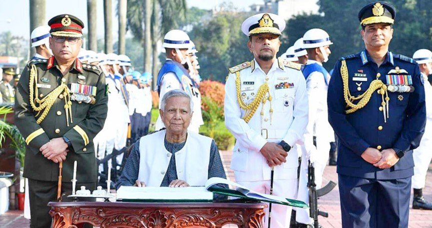 আমরা ছাত্র-জনতার কাছে প্রতিজ্ঞাবদ্ধ থাকতে চাই: প্রধান উপদেষ্টা